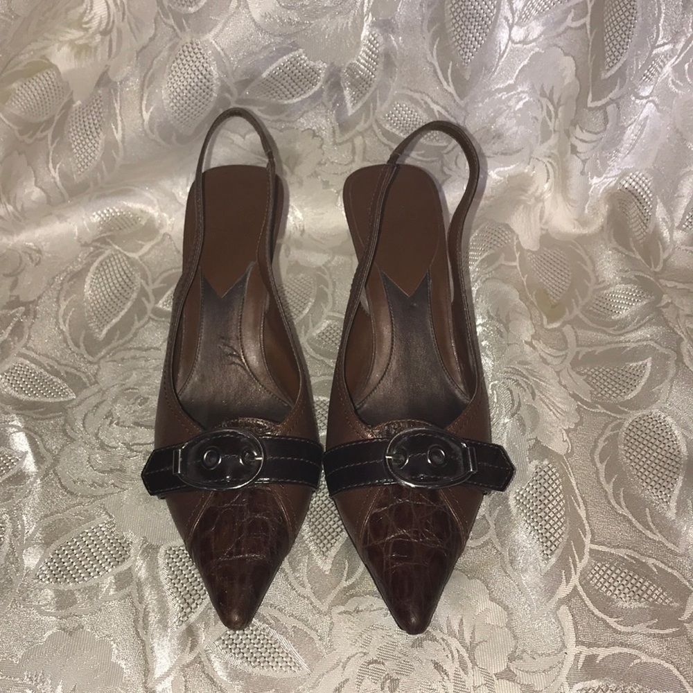 Shoes - Picture 2 of 3